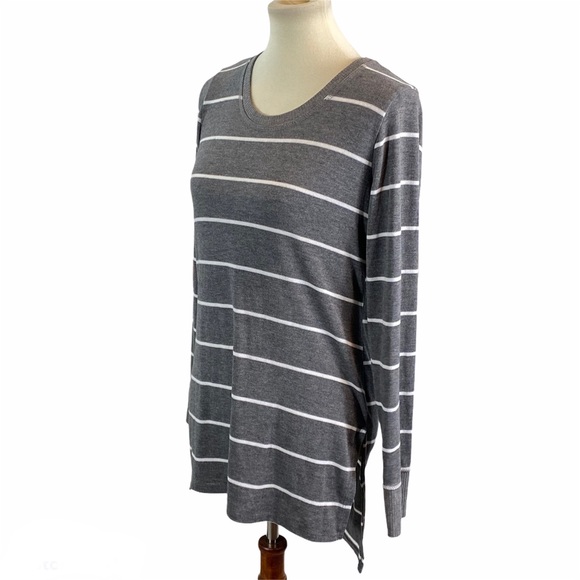 ❤️ Vanity lightweight knit sweater size S - Picture 2 of 3